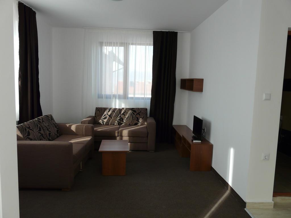 ספרבה בניה Yuliya Guest House מראה חיצוני תמונה