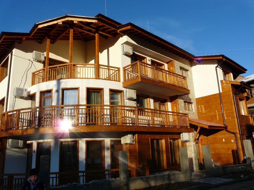 ספרבה בניה Yuliya Guest House מראה חיצוני תמונה