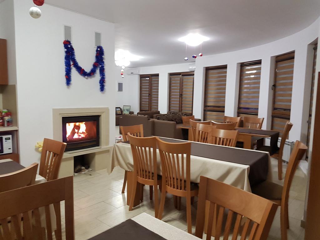 ספרבה בניה Yuliya Guest House מראה חיצוני תמונה