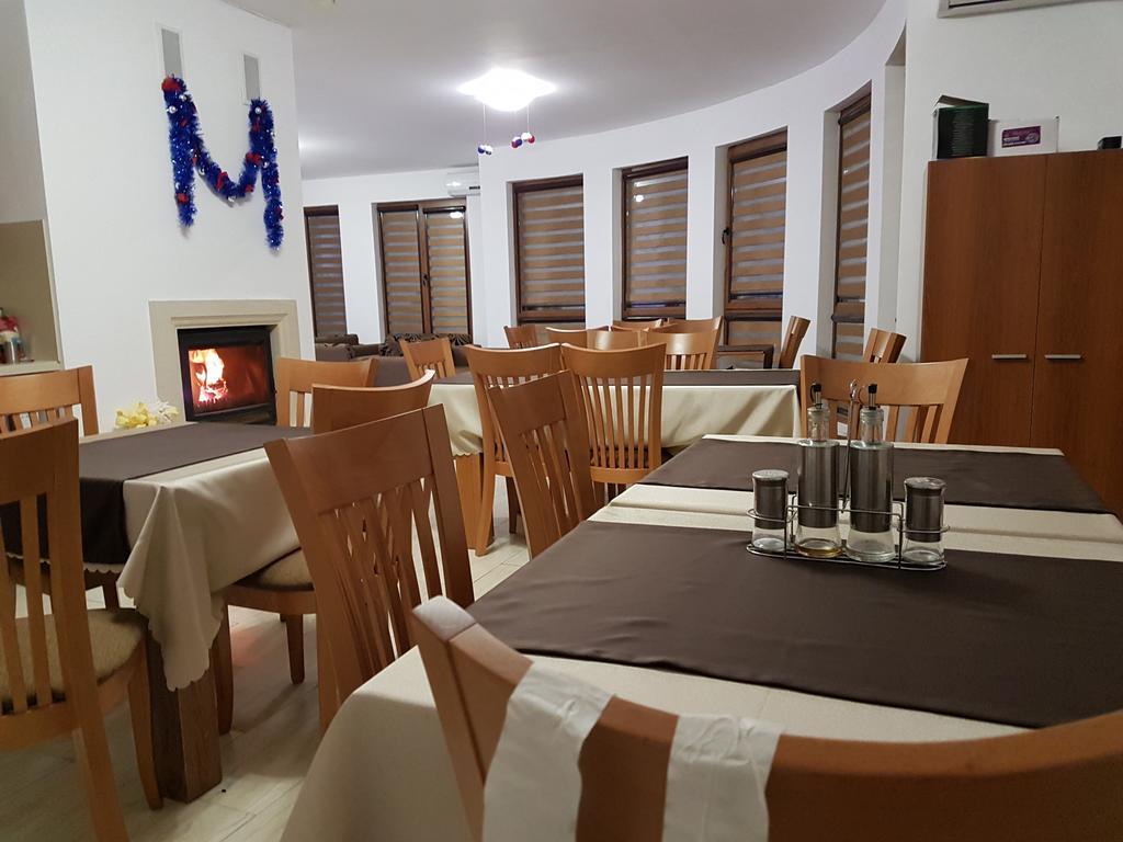 ספרבה בניה Yuliya Guest House מראה חיצוני תמונה